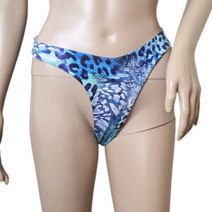 Pretty Little Thing Animalprint Bikini Swim
